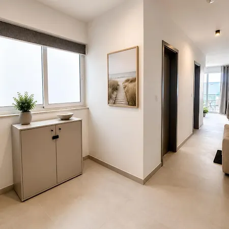 아파트 Veca 4 Brand New With Side Sea Views *